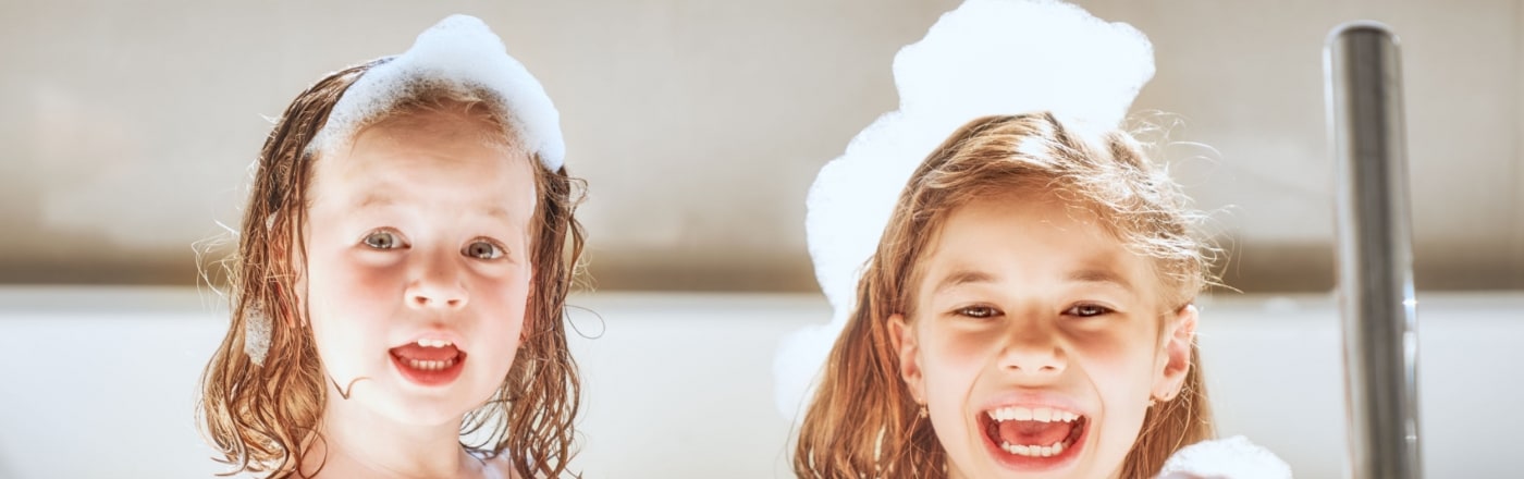 OFFREZ &Agrave; VOS CHEVEUX LE SOIN QU'ILS&nbsp;M&Eacute;RITENT
Des cheveux brillants et souples (sans produits de luxe!)


D&eacute;couvrez les avantages de l'eau douce
